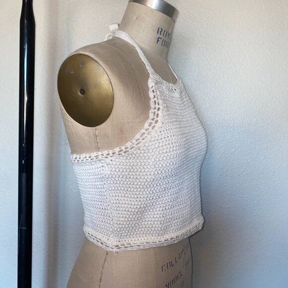 Cotton On Crochet Scallop Halter Knit in Ecru (NWT) - Medium - Picture 3 of 3